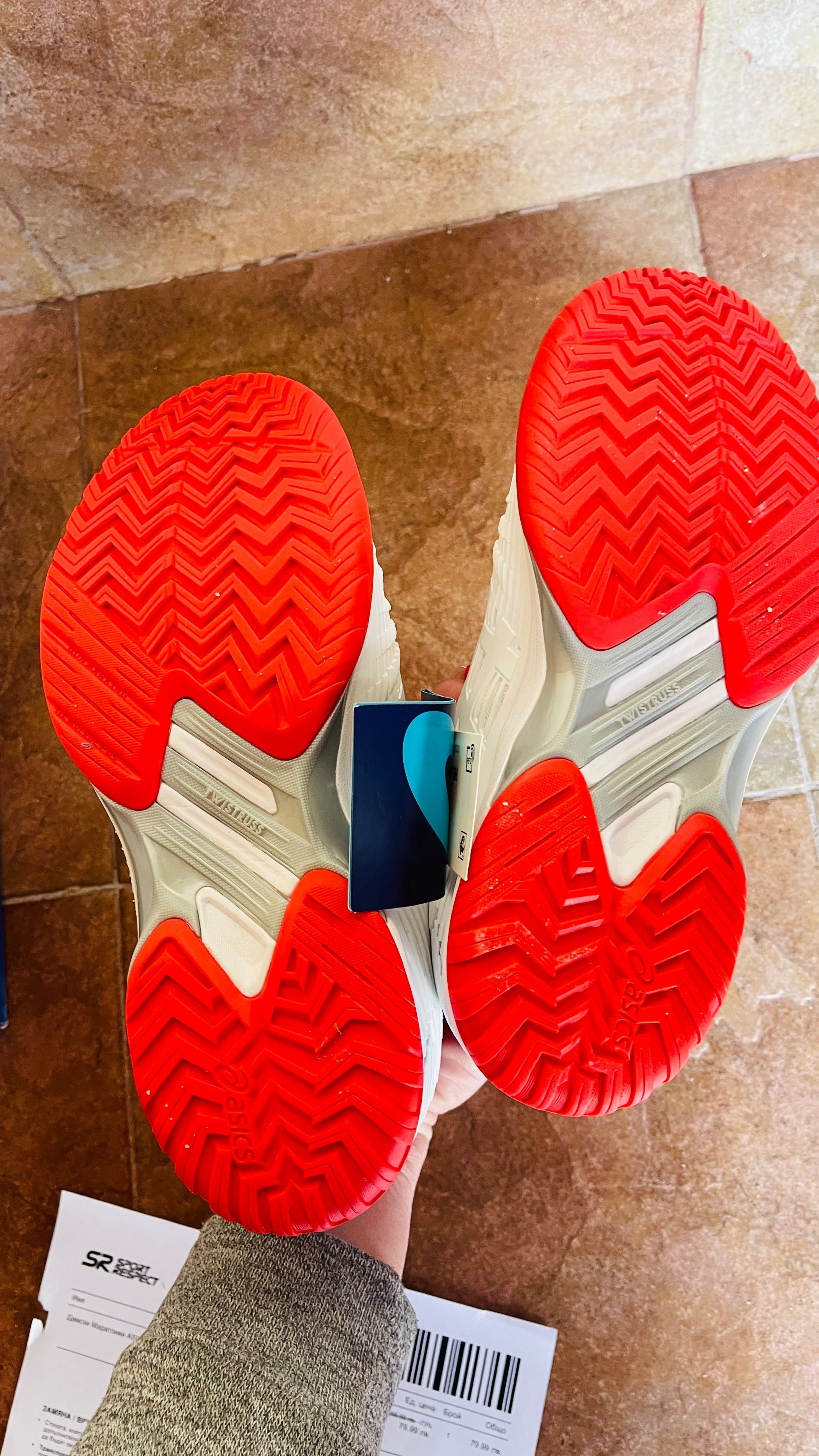 Нови Маратонки Asics