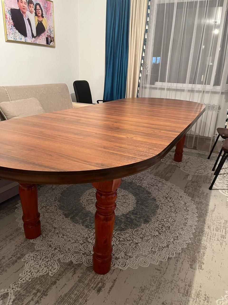 Лучший стол для зала