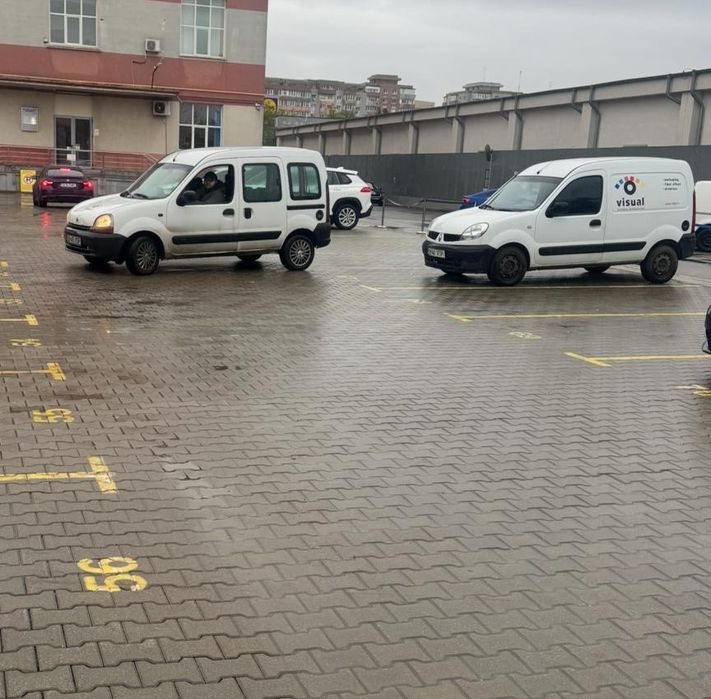 Două Renault Kangoo – se vând la pachet