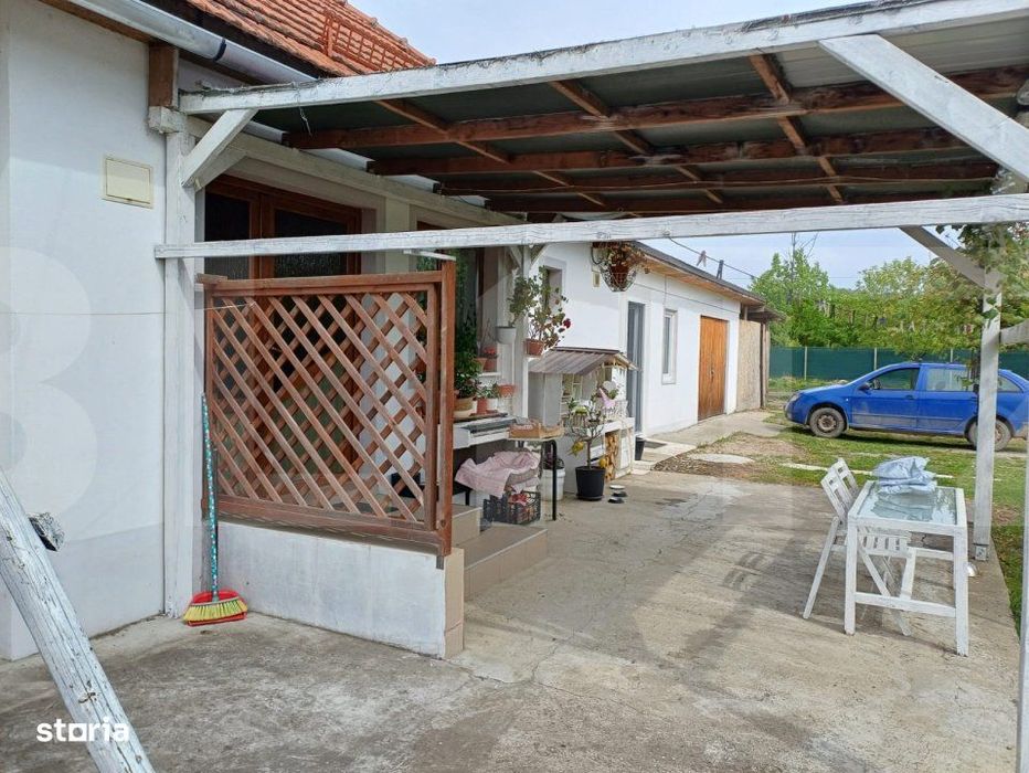 Blitz Arad va ofera spre vanzare casa superba in Loc. Varfurile Jud. A