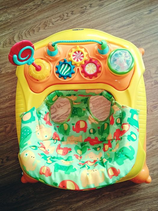 Проходилка Chicco Circus