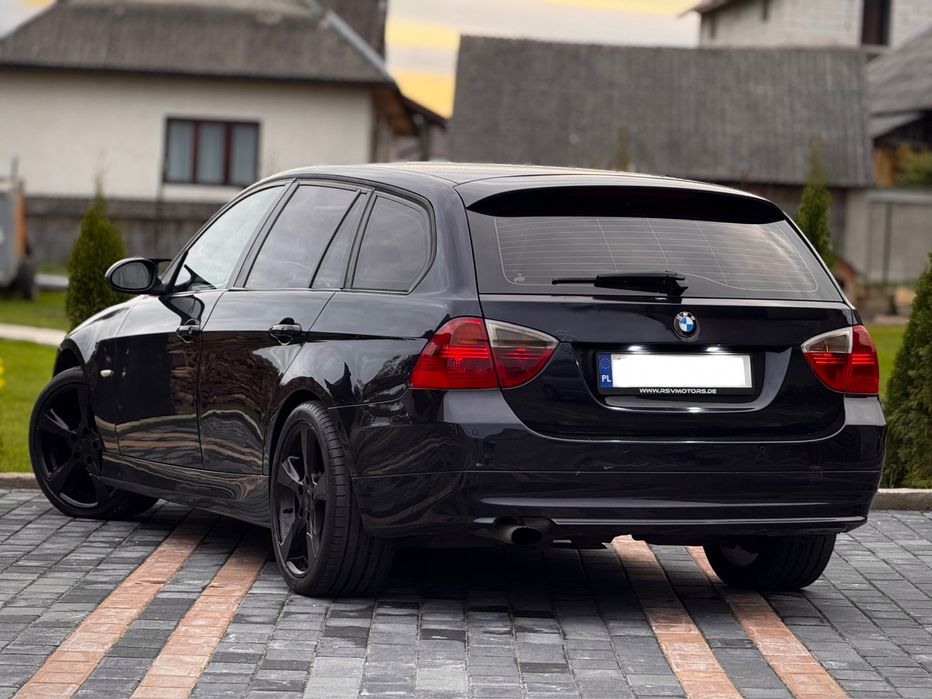 Bmw e91 - cutie automata - interior piele crem - faruri custom