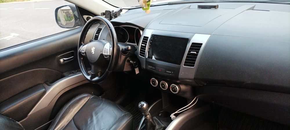 Peugeot 4007 2.2 HDI