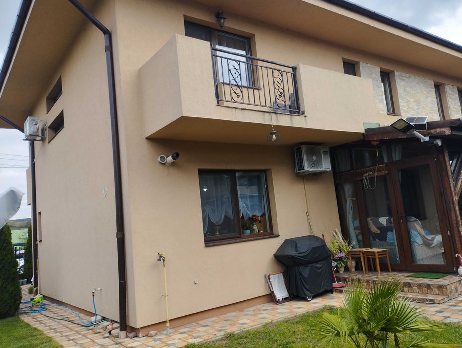 Duplex ultrafinisat la intrare in Gilau intr-o zona superba,mobilat