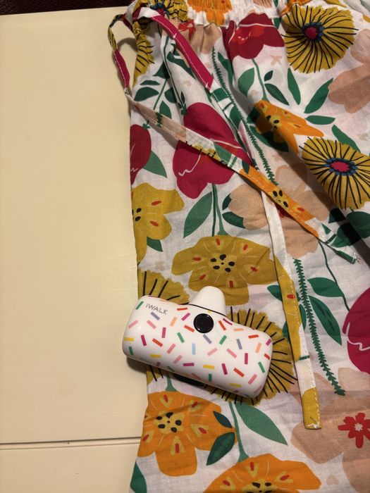 Power bank IWALK. Торга нет