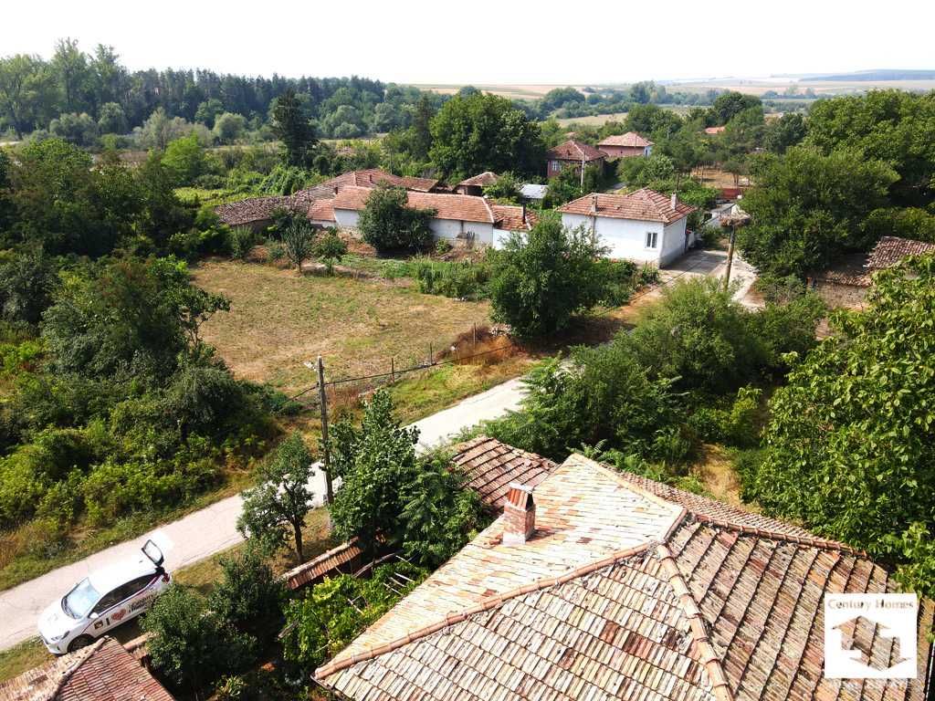 Продава се Къща в с. Лозен, Област Велико Търново - 90 кв.м за 178 €/кв.м - Снимка #2