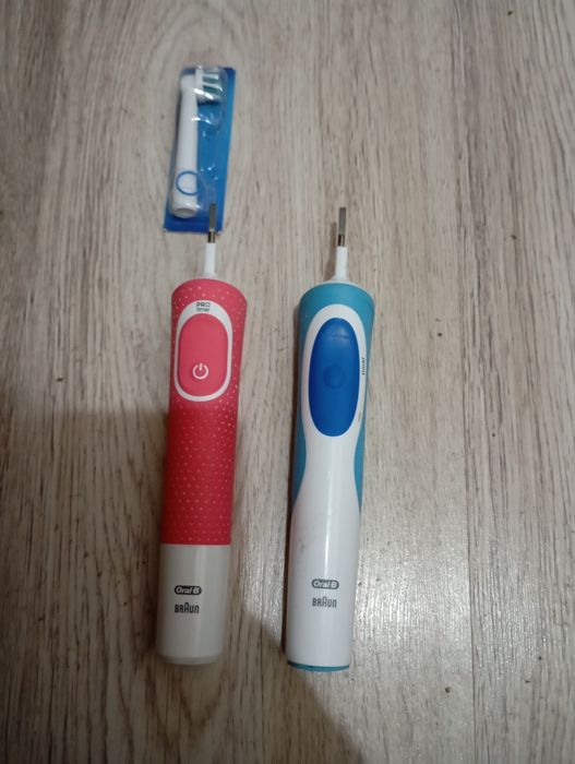Periuta electrical Oral B