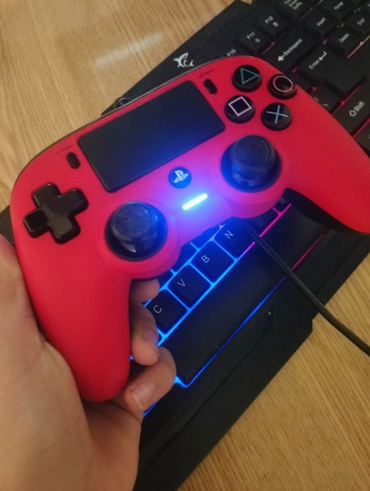 Maneta PS4 necon