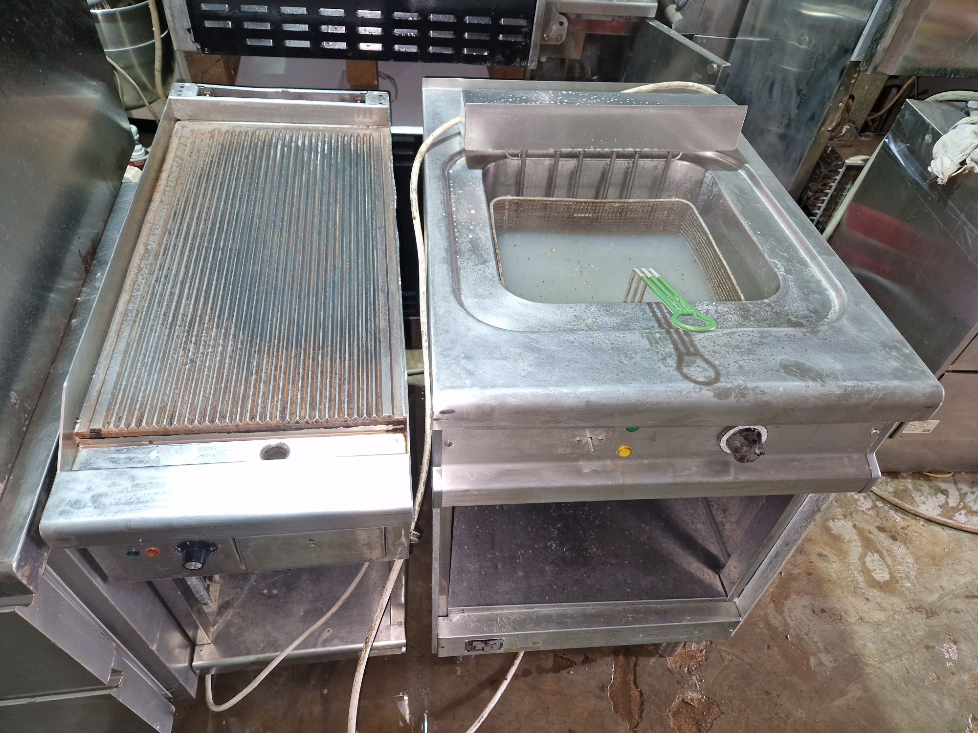 Grill  cu banc pe gaz sau la 380v, neted și striat