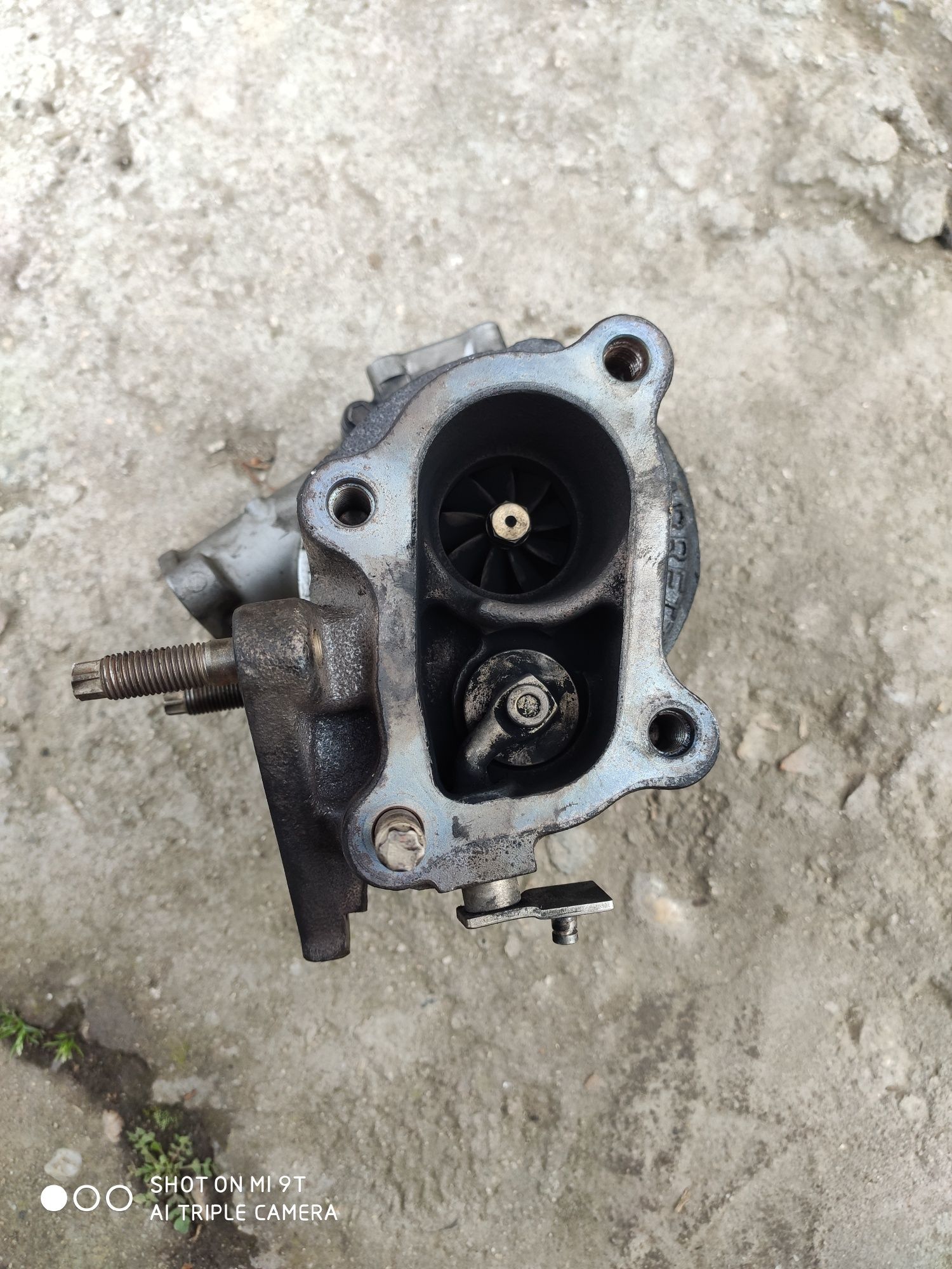 Турбо за Nissan 2.2dci