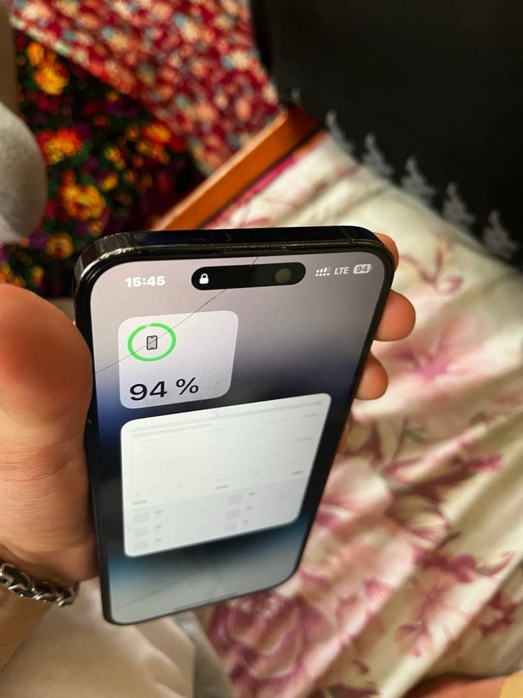 Iphone 14 pro max 256gb.