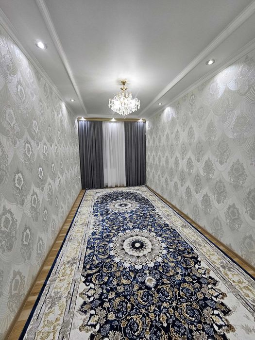 Buxoroda kvaritira uy xonadon sotiladi 3 xonali 84m² 3-qavat.