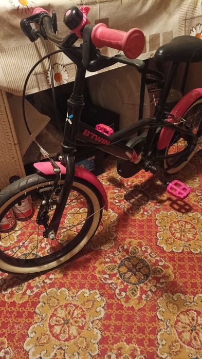 Bicicleta pentru copii cu roti ajutatoare