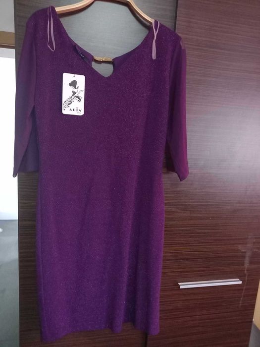 Rochie superba noua de designer marimea 42-44 , lichidare stoc