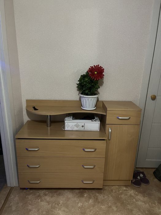 Продам шкаф срочно