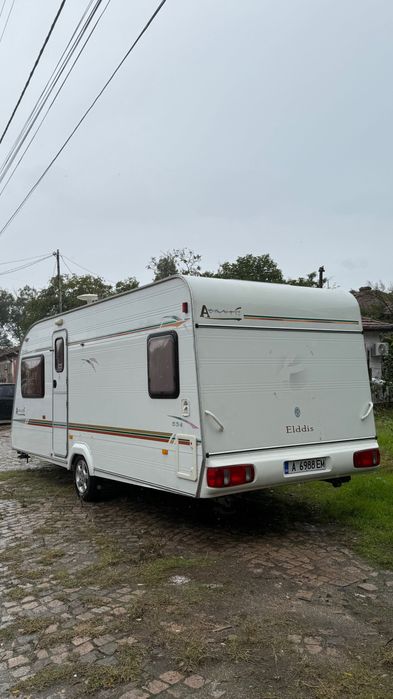 Каравана със френска спалня