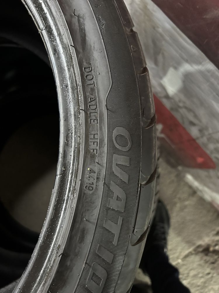 Anvelope 295/35R21