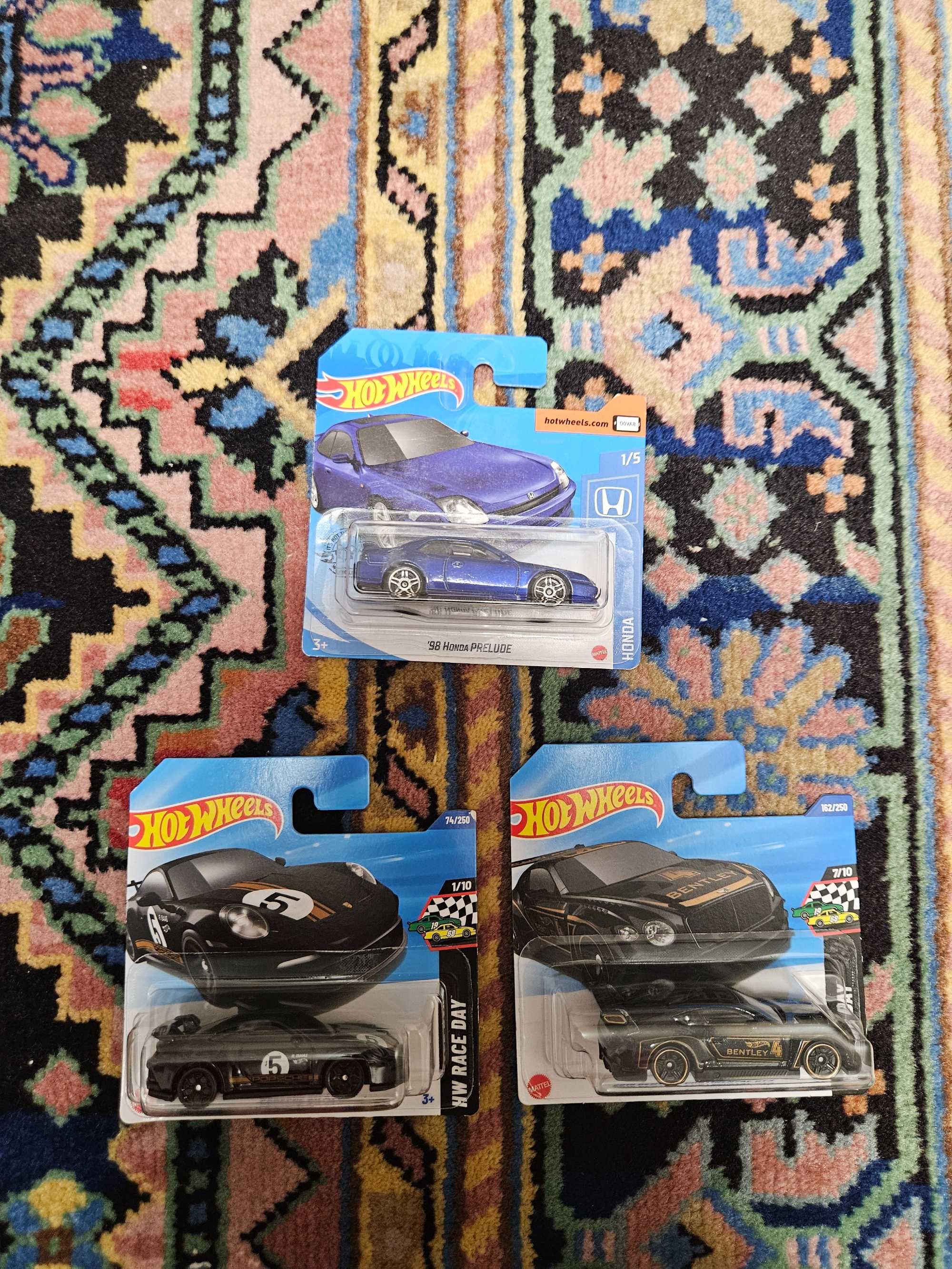 Hot wheels premium, mainline