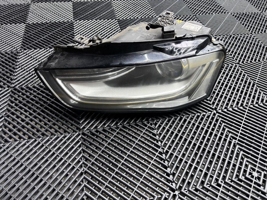 Far stanga bi xenon audi a4 b8,5 facelift 2013