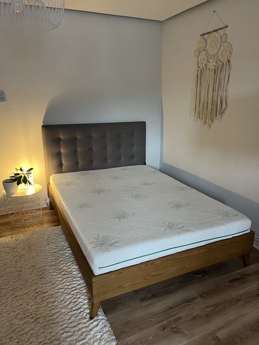 Vand pat in stare excelenta + saltea inclusa, 140x200, stil scandinav