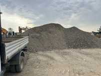Piatra de drum,frezat de asfalt,beton concasat,parcare,strada,bobcat