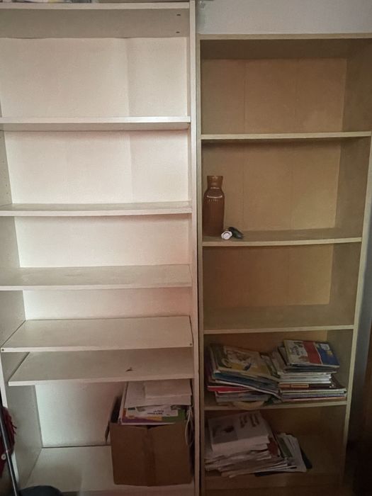 Birou, scaun birou, masuta, dulapuri fara usi, sezlong interior