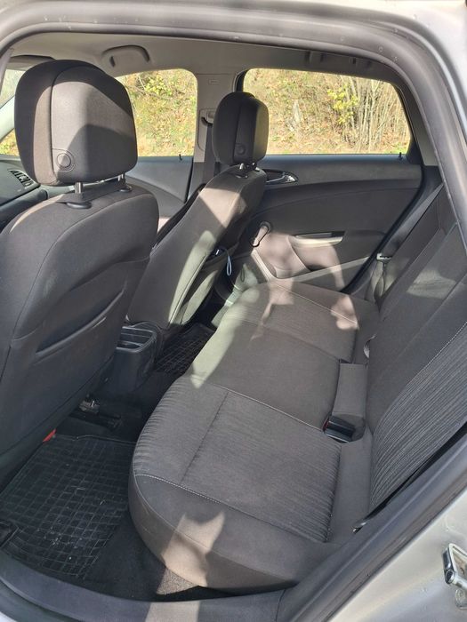 Автомобил в много добро състояние