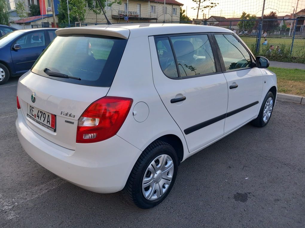 Skoda Fabia (1,2 Benzină70 Cp) Euro 5, IMPECABILĂ, an 2013