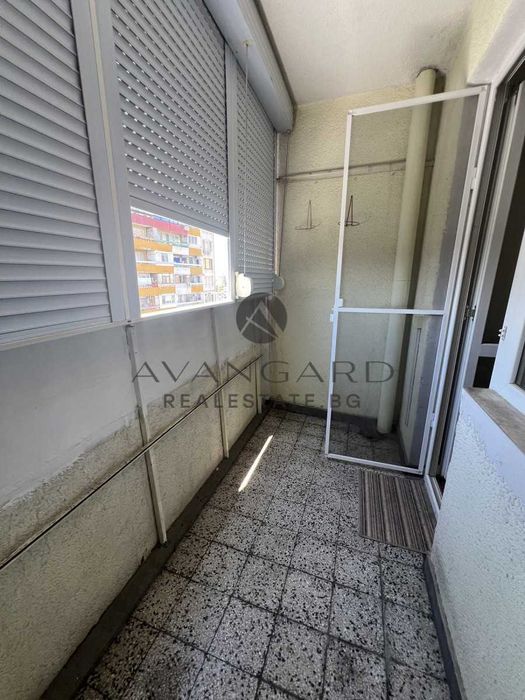 Продава се Тристаен апартамент в Пловдив, Кършияка - 86 кв.м за 1745 €/кв.м - Снимка #11