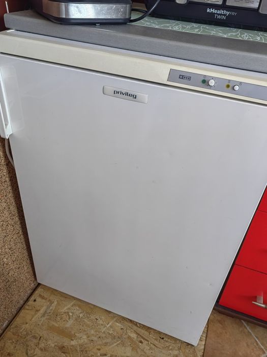 congelator cu patru sertare