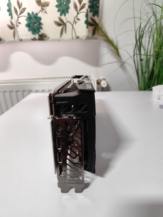 Placa Video RX 6900XT NITRO+ 16GB GDDR6