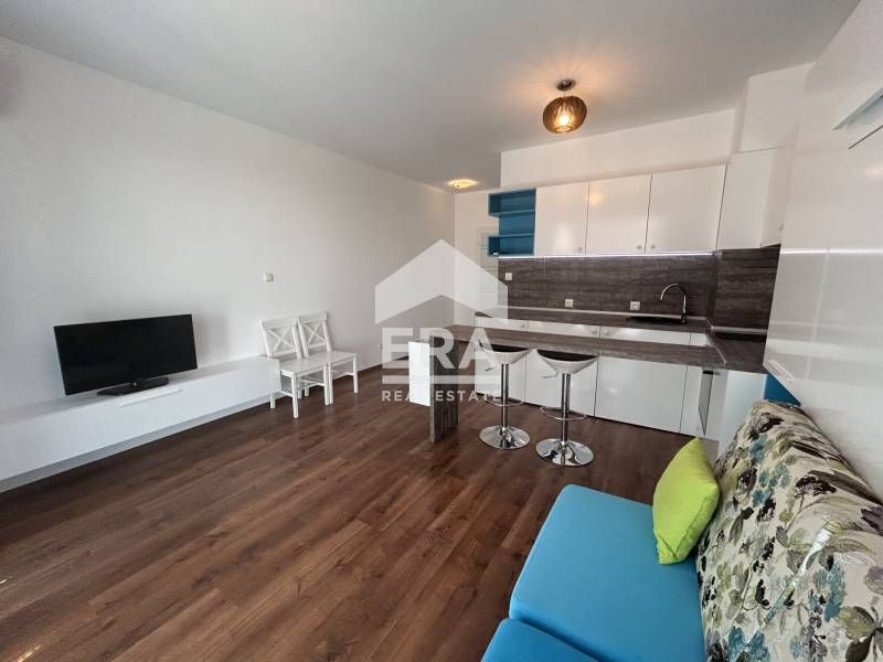 Продава се Едностаен апартамент в Варна, Чайка - 41 кв.м за 2025 €/кв.м - Снимка #4