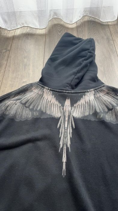 Vând hanorac Marcelo Burlon Gri