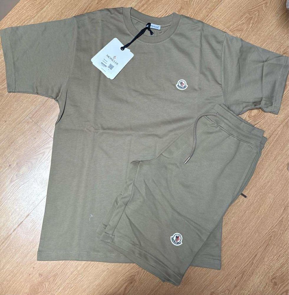 Мъжки екипи Moncler,Under Armour,Gucci,Lacoste