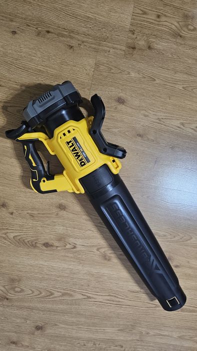 Dewalt - Suflanta Profesionala pe acumulator 18v DCMBL562N
