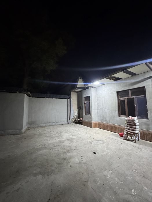 Yashnabot rayon 4 xona yeng uy