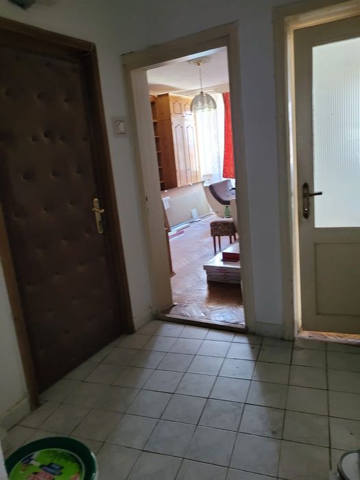 Vand apartament 2 camere decomandat et1 central ( bloc Catena)