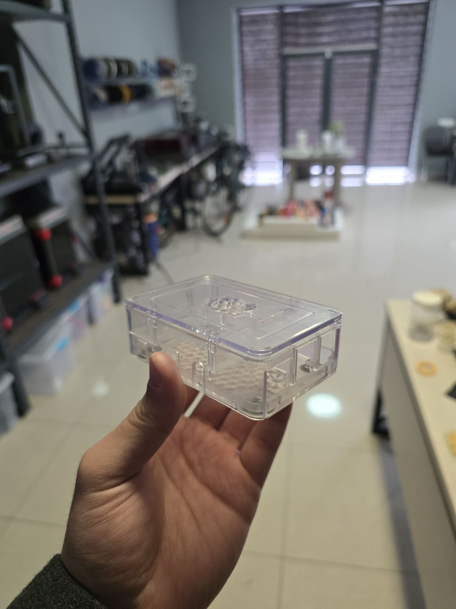 Raspberry pi 3b case sotiladi