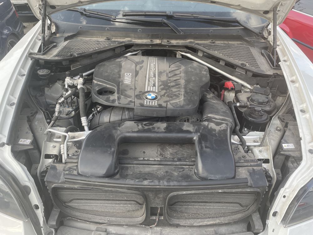 Dezmembrez Bmw X6 E71 4.0 Xdrive