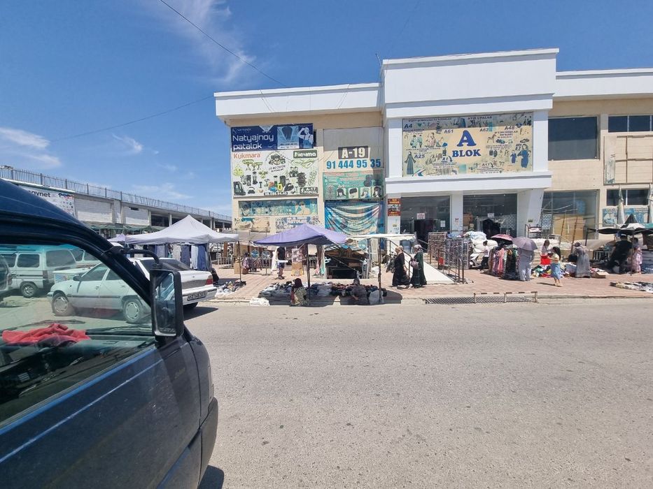 Dehqon bozor hududida joylashgan A blok, padvaldagi A17  do'kon