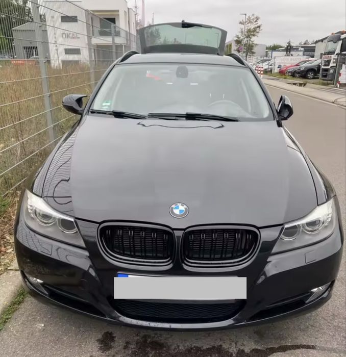 Нови Двойни черни M3 бъбреци за BMW E90 E91 facelift с Високо качество