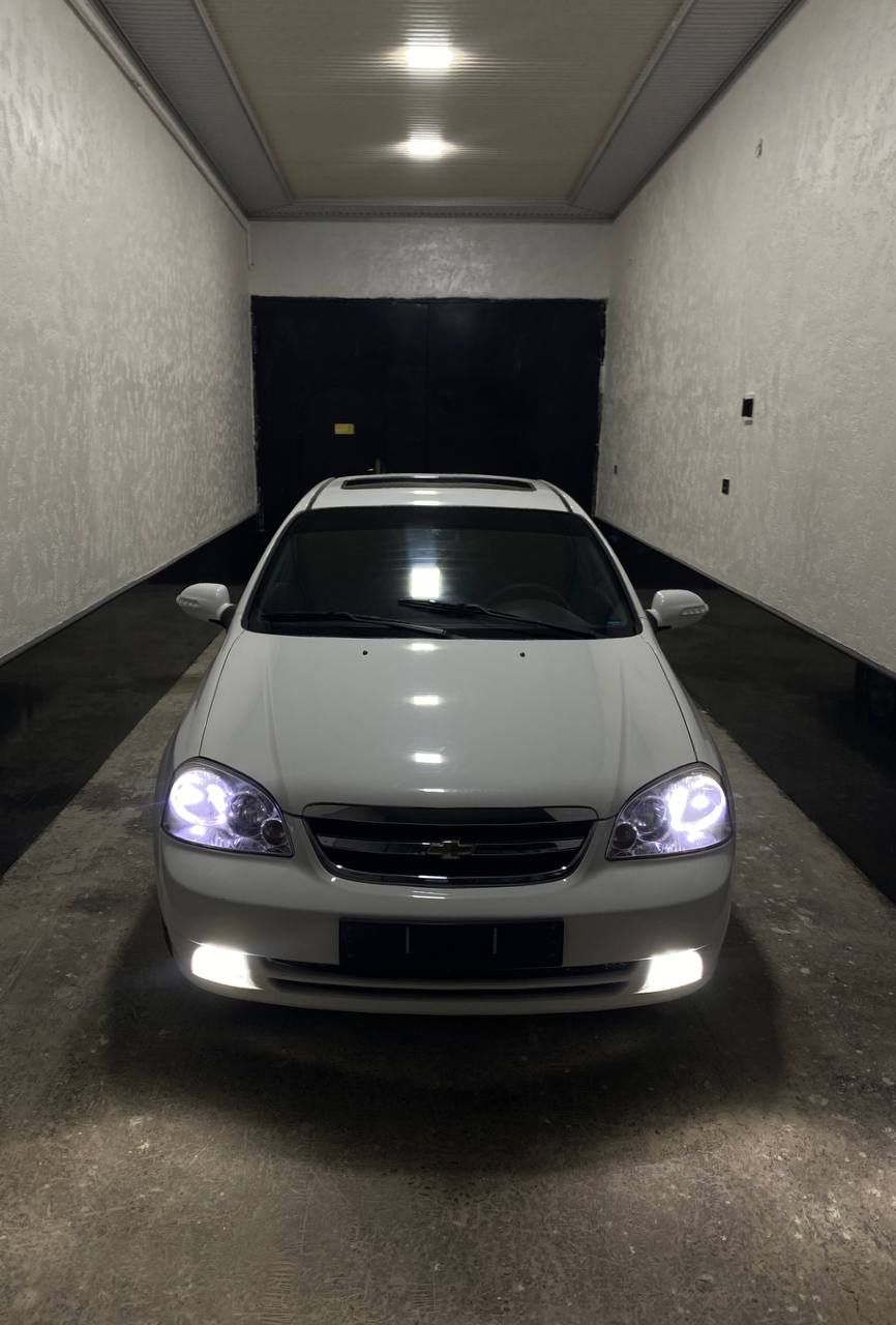 Lacetti 1.8 oq 3poz avtomat
