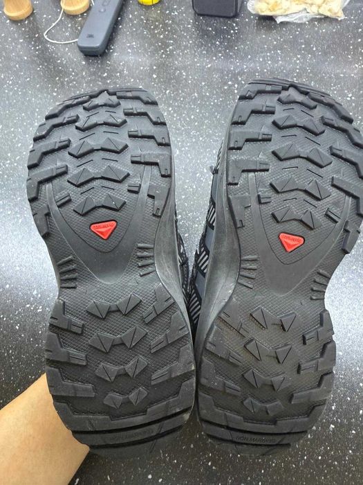 Ghete Salomon copii, purtate foarte putin, marime 33