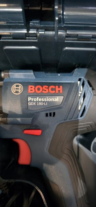 Гайковерт Бош Bosch GDX 180 Li