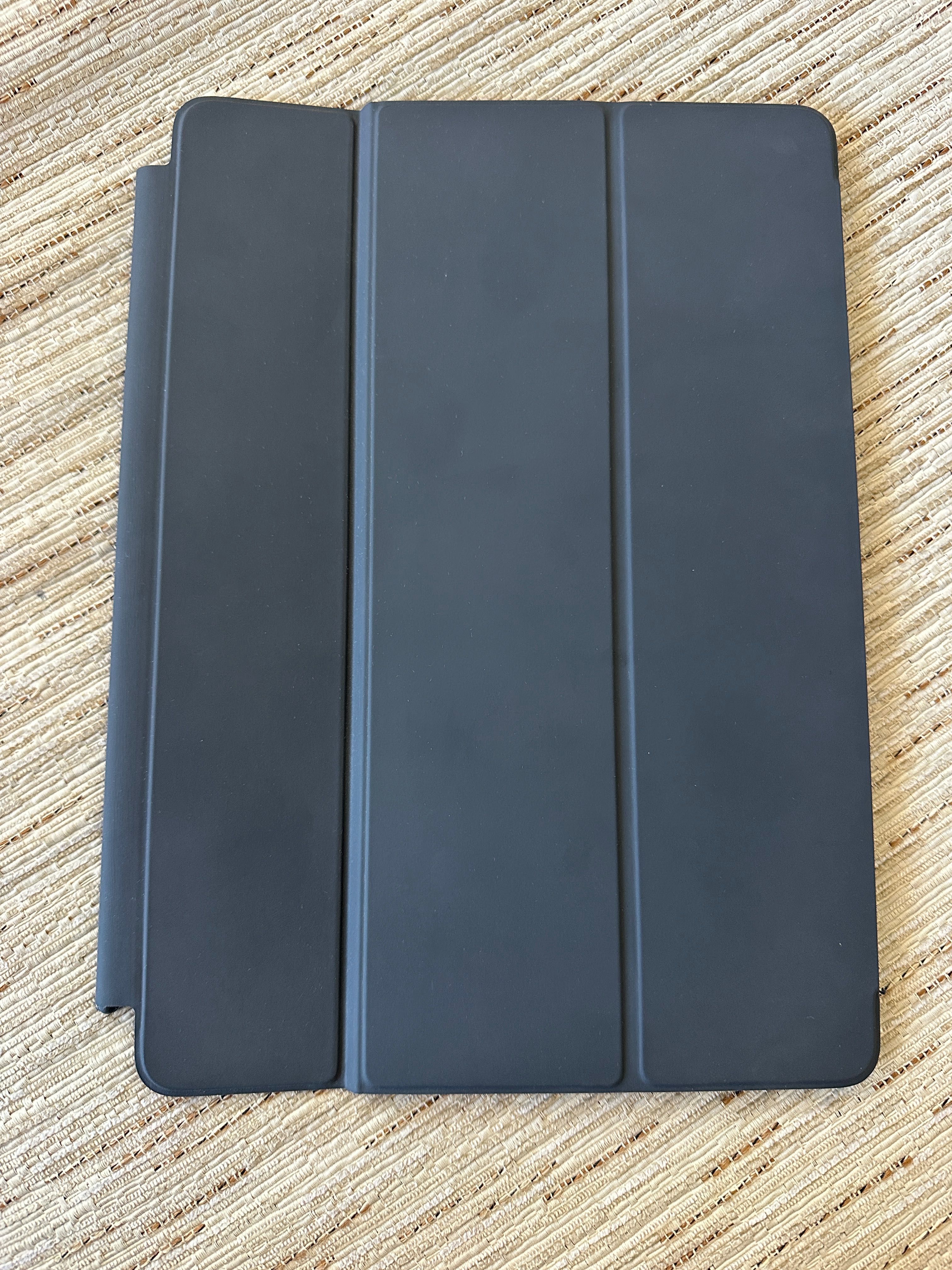 Apple Smart Keyboard A1829 – почти нова