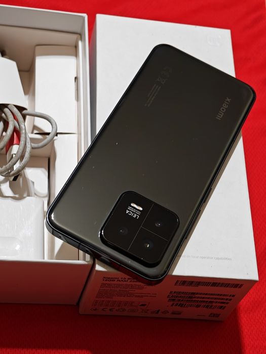 Xiaomi 13 256 gb Ram 12 5G полный комплект
