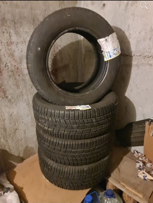 Продавам Гуми 225 55 16