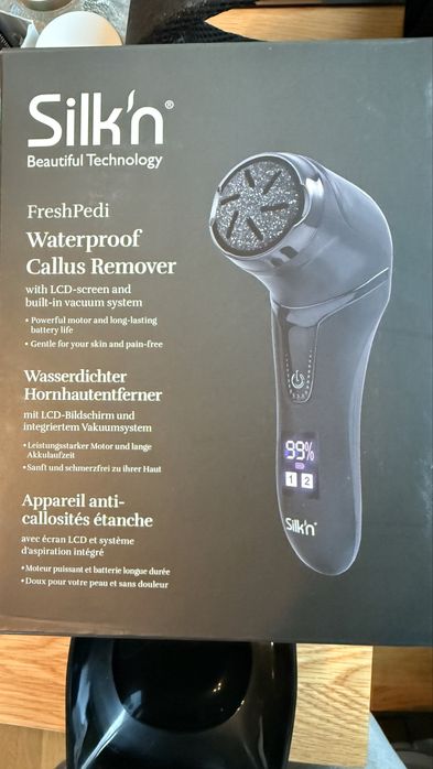 Silk’n FreshPedi – водоустойчива пила за пети с вакуум и LCD