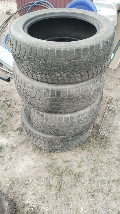 Шина 235/55/R18 Продам