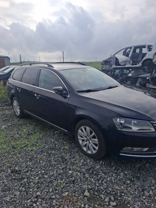 Volkswagen Passat 2012 година 2.0 TDI  140 к.с автоматик DSG